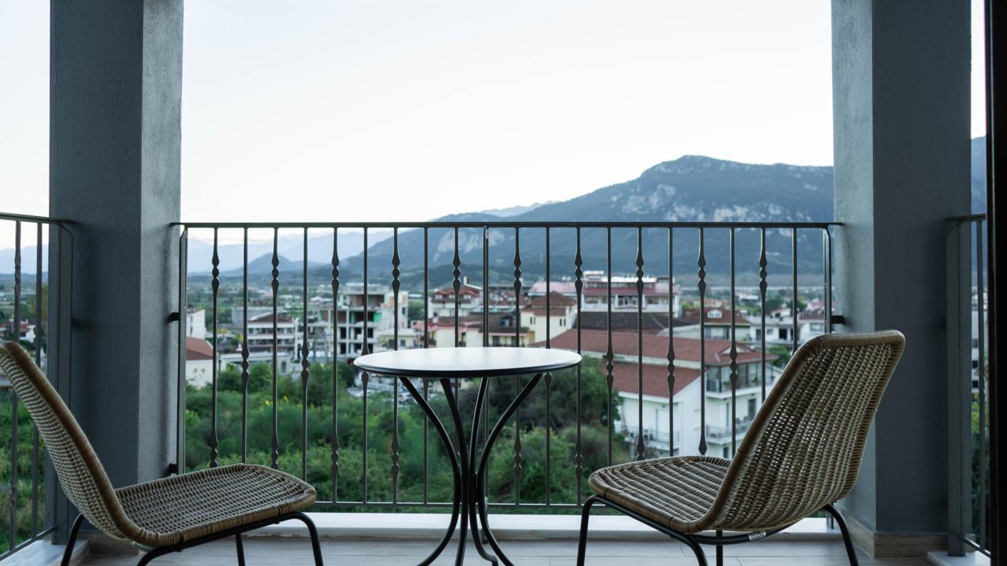 Konaki Of Meteora Boutique Living Kalampáka Dış mekan fotoğraf